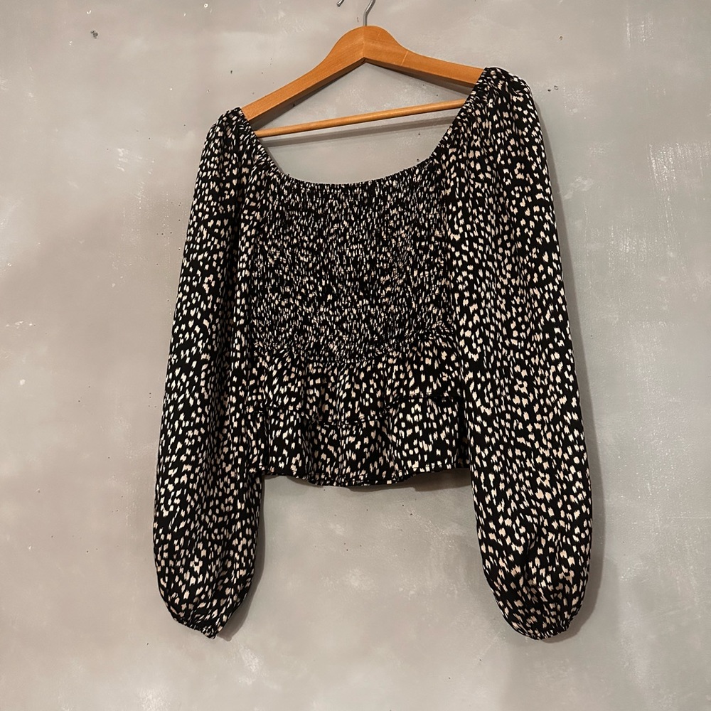 HAZEL HEART | Black Cream Smocked Long Sleeve Top ruffles on or off shoulder -S